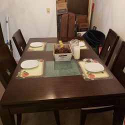 Dinning Table