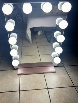 Impressions Vanity ( Rose Gold )
