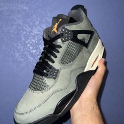 Jordan 4 Undefeated  