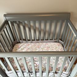 Mini Crib And Moonlight Slumber Mattress 