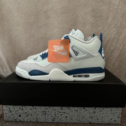 Air Jordan 4 Retro ‘Military Blue’