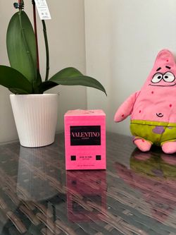 Valentino Donna Born