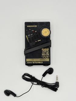 Magnavox AM/FM Stereo Pocket Radio 1988 Olympic Promo Gold Belt Clip Works