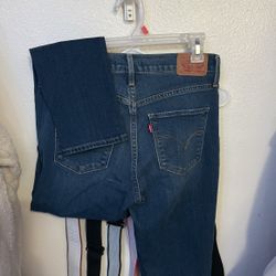 American Eagle and Levi’s