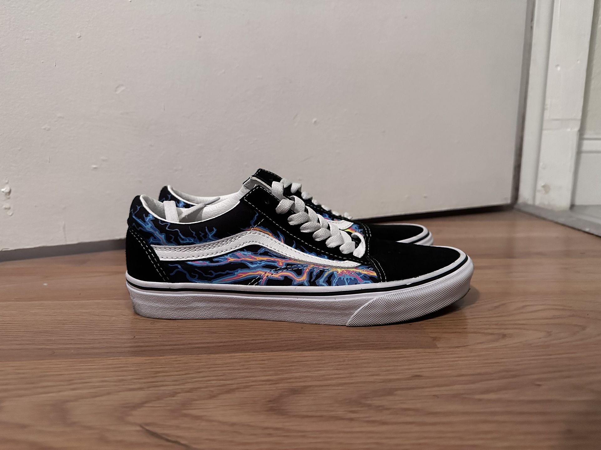 Electric Flame Vans M6.5/W8