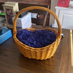 15” Oval Wicker Handheld Fruit Gift Basket