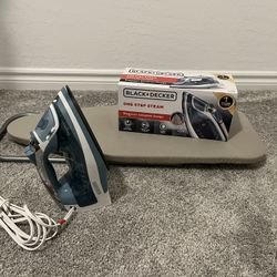 Black & Decker Steam Iron With Ironing Board 