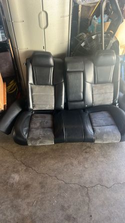 2006-10 Dodge Charger SRT8 Genuine OEM Rear Seats  !!