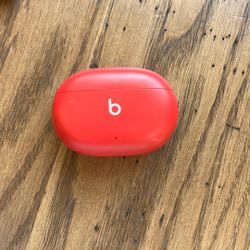 Red Beats Buds