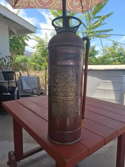 Red Star fire extinguisher.