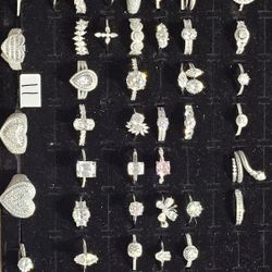 925 Sterling Silver Womas Rings With Genuine Moissanite Sizes 5-11 