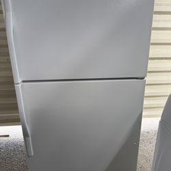 Kenmore Top Bottom 33 Inches Refrigerator 