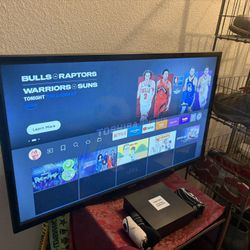 Toshiba 32 Inch Smart tv. 