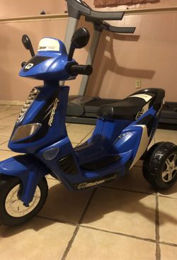 Kids electric scooter