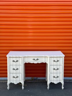 Vintage French Provincial Desk / Vanity
