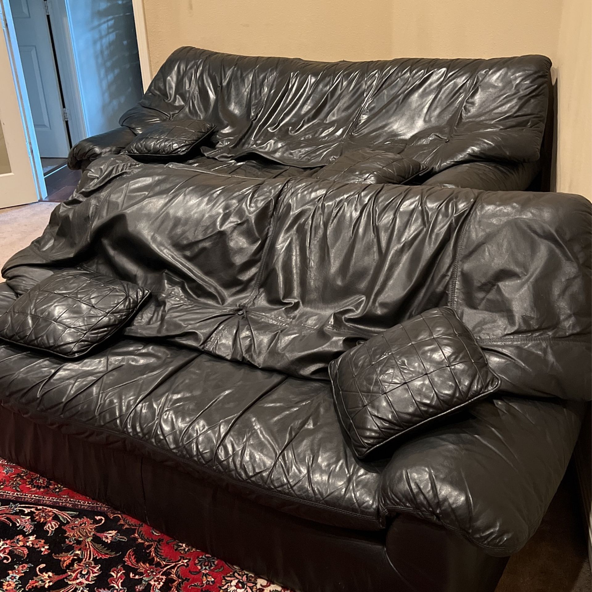 Used Genuine Durable Leather Living Set