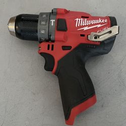 MILWAUKEE 1/2” HAMMER DRILL- DRIVER  M12   FUEL BRUSHLESS