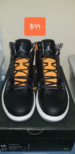 Size 12 Air jordan 1 Flight never worn 372704-053