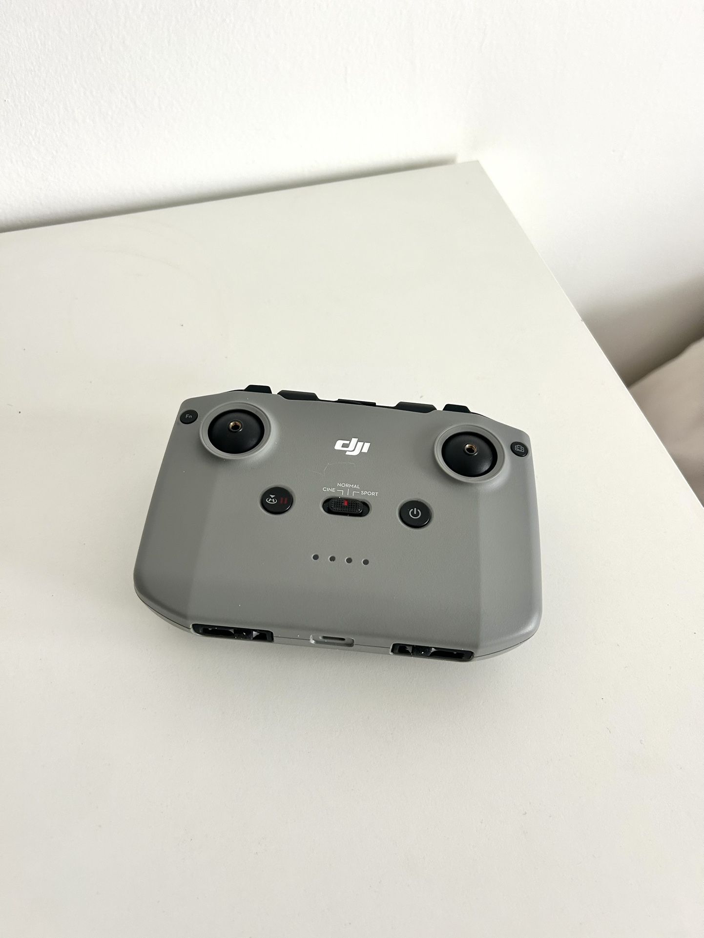 DJI Mini 2 Parts Bundle – Controller, 2 Batteries, Case, Props (Great Condition)