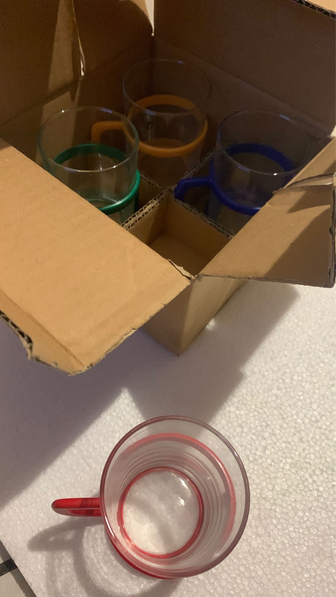 Multi-colored mug set