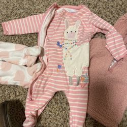 Baby Cozy Bodysuit/Sweater/onesie 