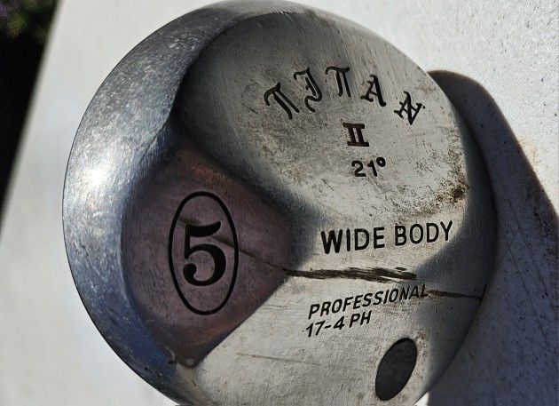 Titan II Wide Body 5-wood golf club