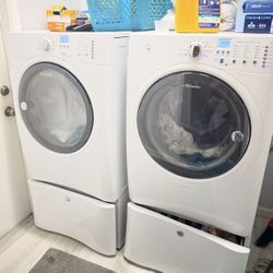 Washer And Dryer Set With Pedestal 
