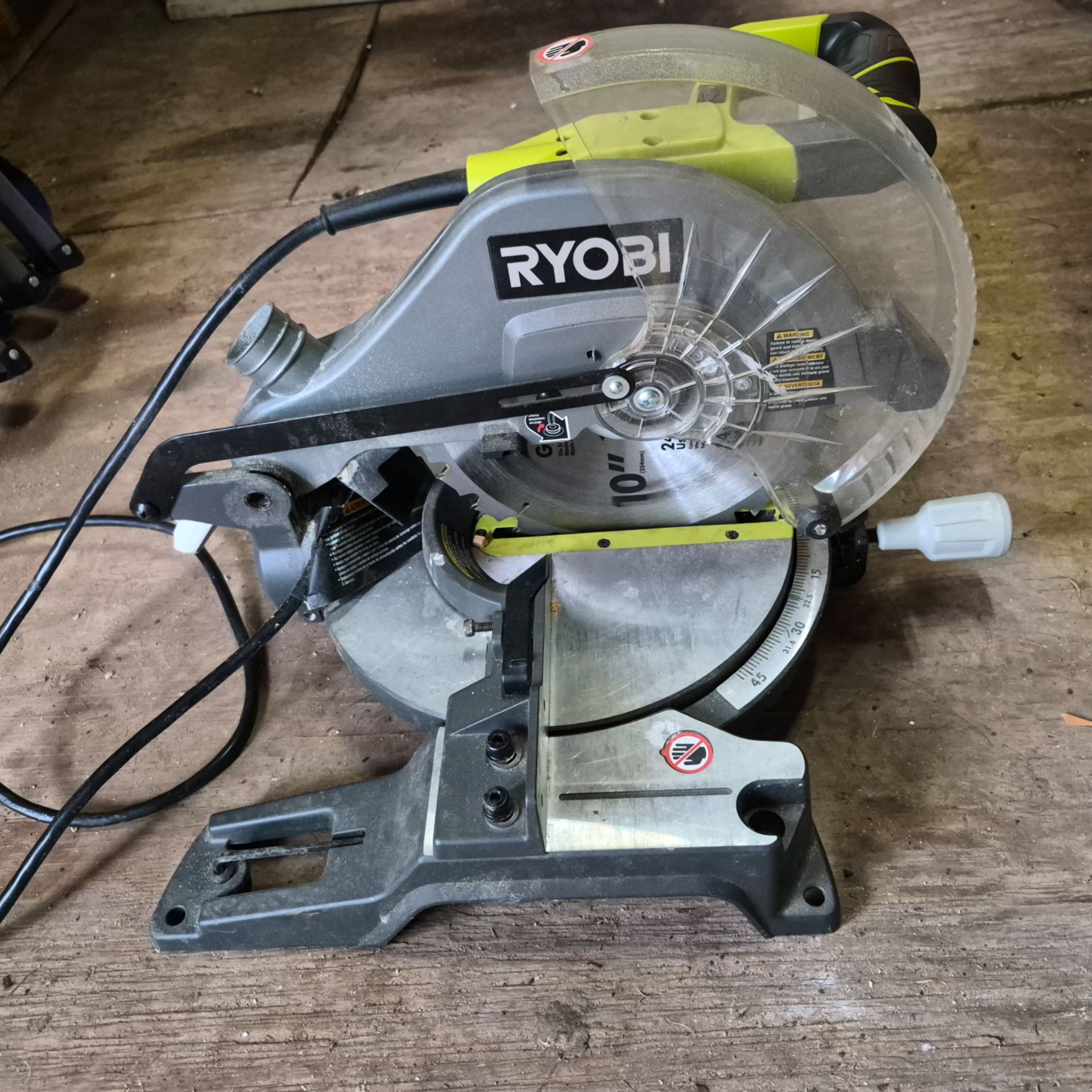 Ryoby saw