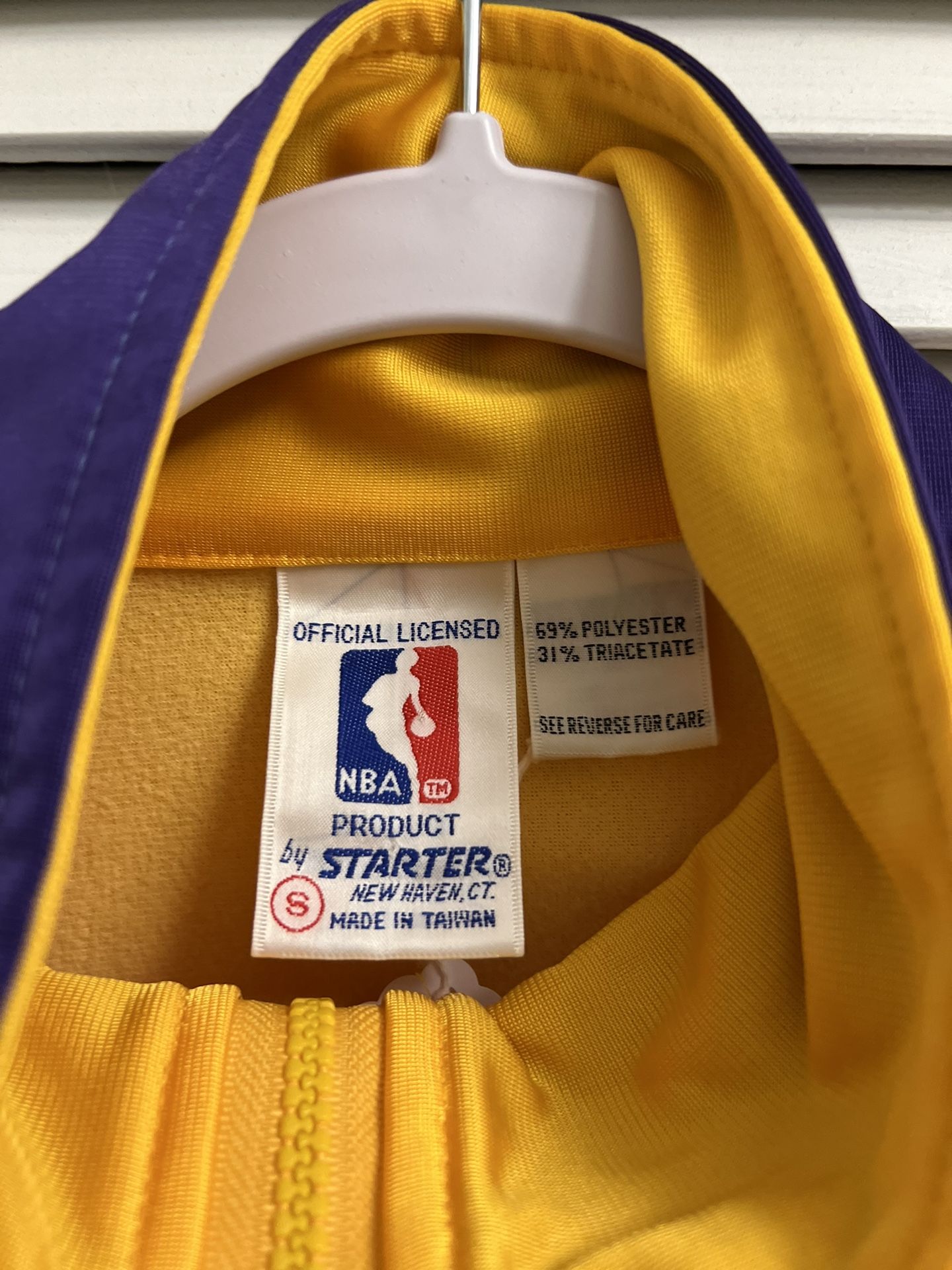 Lakers Warm Up: Size S: Vintage 1980’s