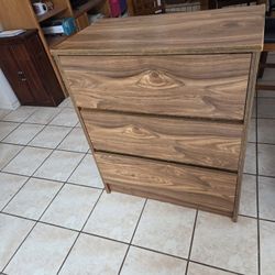 3 Drawer Dresser