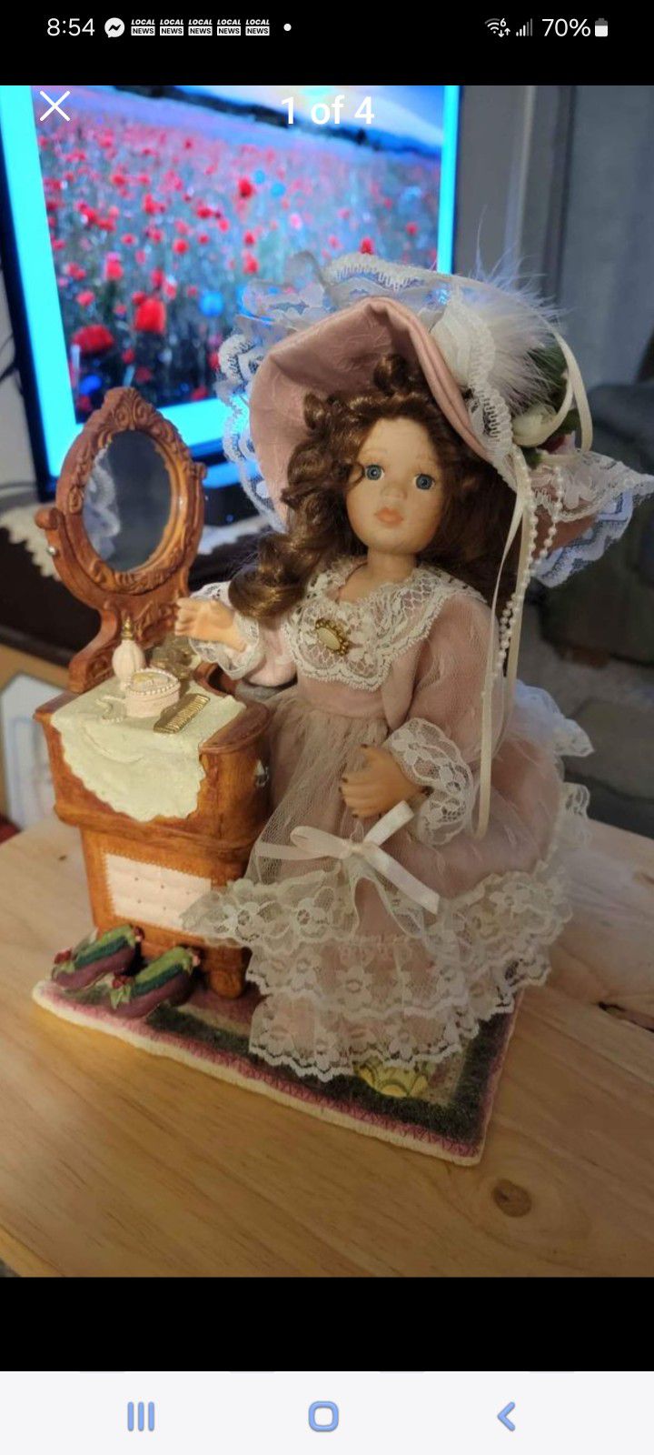  Makeup Stand/ Mirror Porcelain Doll