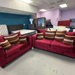 Sofa And Loveseat Burgandy 