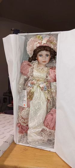 Herrloom porcelain doll