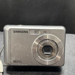 Samsung Sl30 10.2 Megapixel Compact Camera
