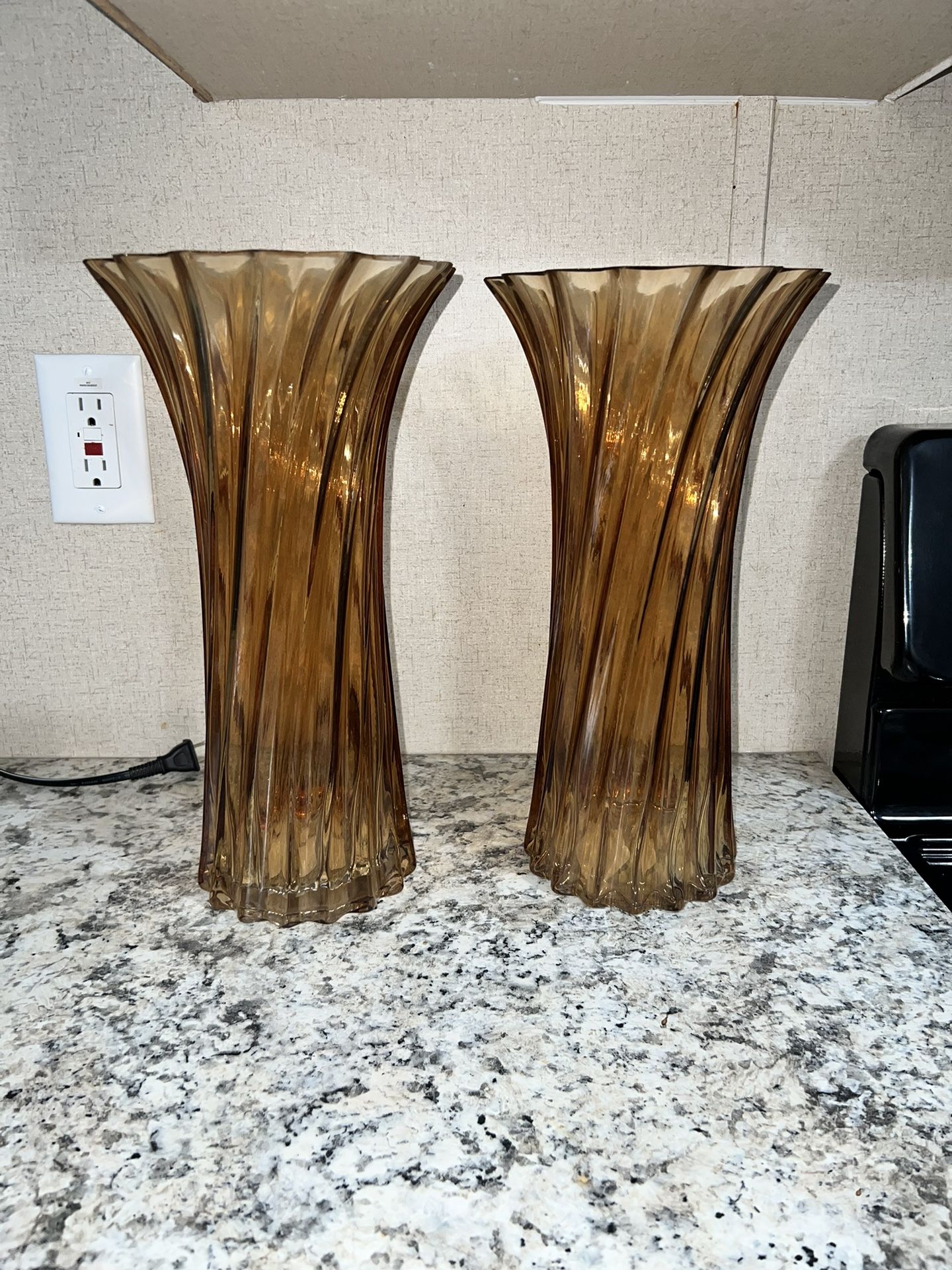 13’ Vases