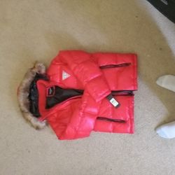 Guess Puffer Jacket 