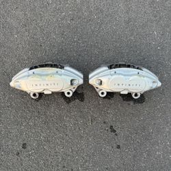 08-19 Infiniti G37 M37 Q50 Q60 Q70 Akebono Front Calipers 