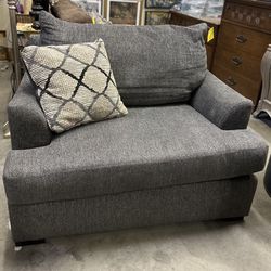 Hartford Pewter Living Room Chair and a Half by Broyhill 
