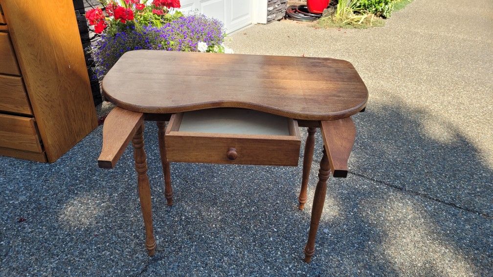 Small Writing Table