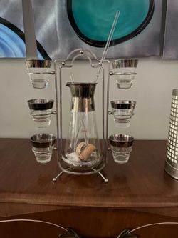 MCM cocktail caddy