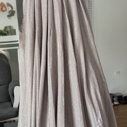🌸 Elegant Shimmery Off-Shoulder Gown – Never Worn! 🌸