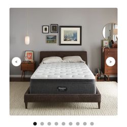 BRS900 15in. Medium Hybrid Pillow Top King Mattress