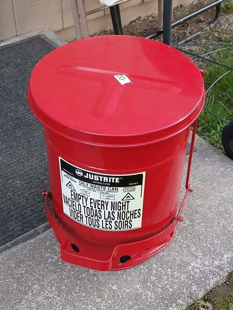 21 Gallon, Oily Waste Can, Hands-Free, Self-Closing Cover, Red