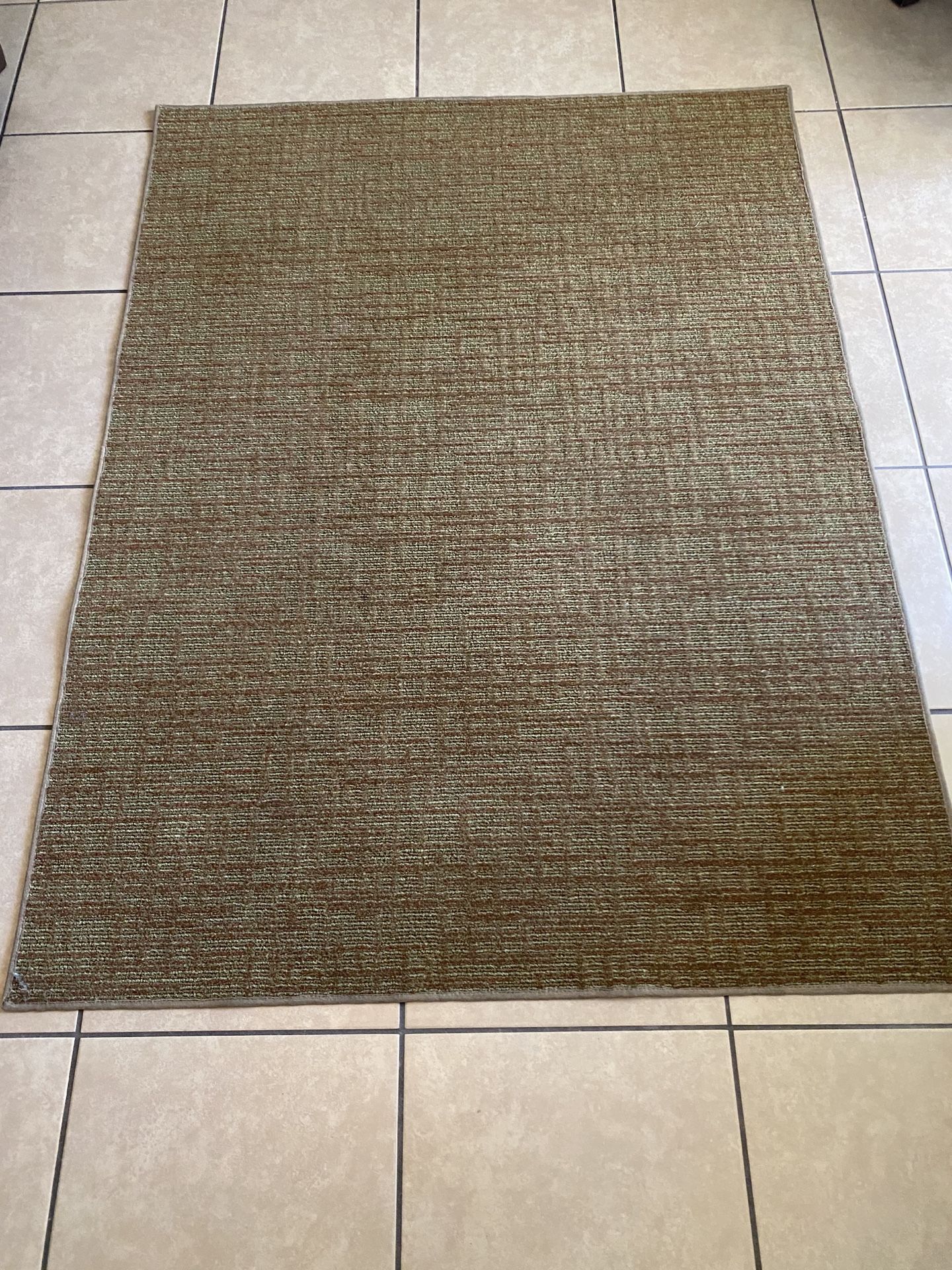 Area Rug 5x8