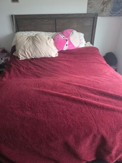 Queen Mattress with baseboard