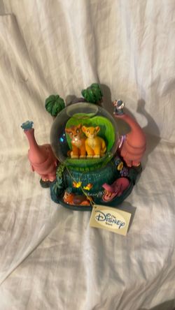 Disney  Store LION KING II Simba’s Pride Musical Snow Globe UPENDI WORKS