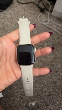 Apple Watch SE 40mm GPS LTE
