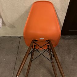 Orange chair 