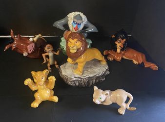 Vintage Lion King Porcelain Figurines-Japan-Good Quality