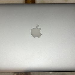 MacBook Pro (15-inch, 16GB RAM)
